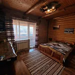 ホテル гуцульська хата 2*