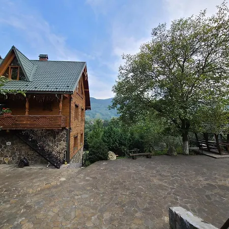 гуцульська хата Γιαρέμτσε