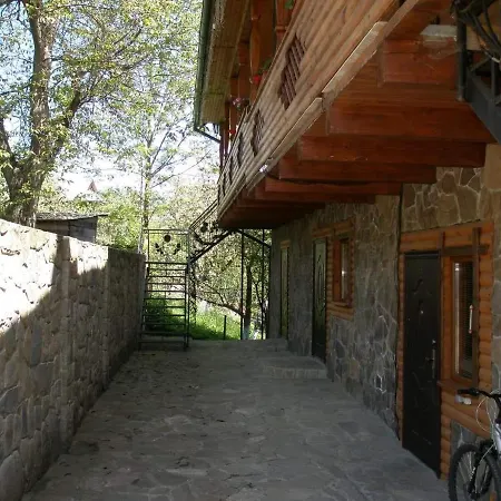 гуцульська хата 2*