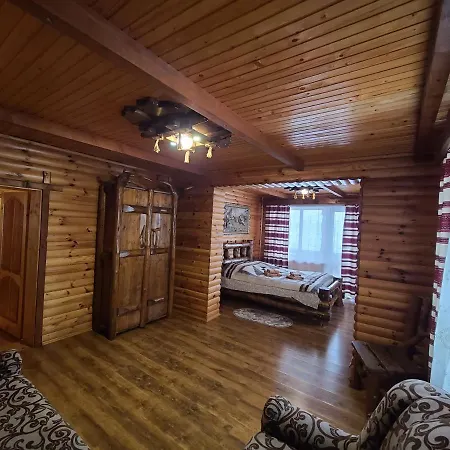 Hotell гуцульська хата 2*