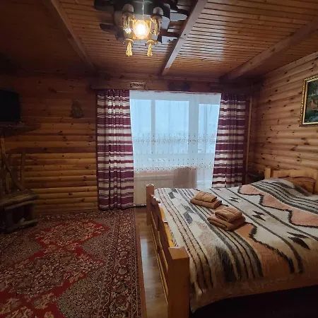 гуцульська хата