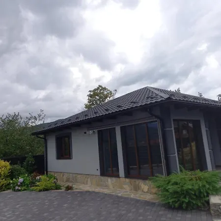 гуцульська хата