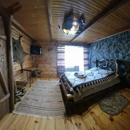 гуцульська хата Γιαρέμτσε