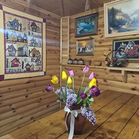 гуцульська хата