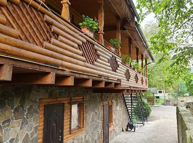 гуцульська хата 酒店