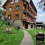 гуцульська хата 2*