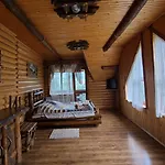гуцульська хата 2* Яремча