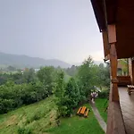 гуцульська хата Отель 2*