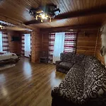 гуцульська хата Отель