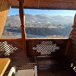 гуцульська хата Яремча