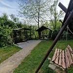 гуцульська хата Отель