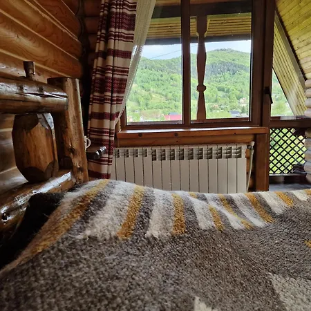 гуцульська хата Hotel Yaremche