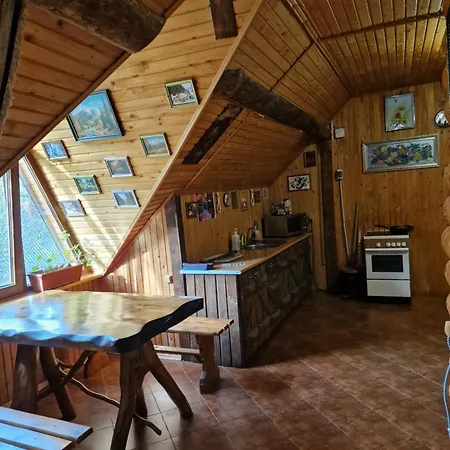Hotel гуцульська хата