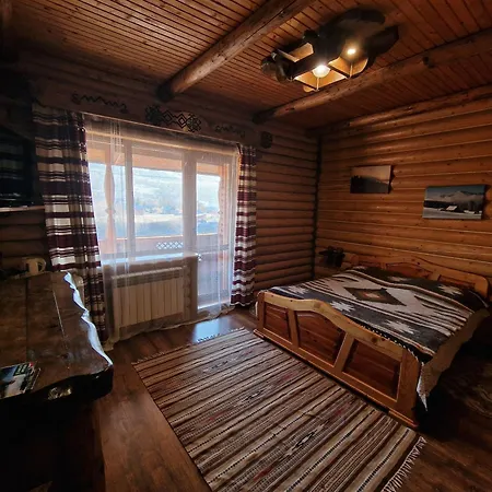Hotel гуцульська хата 2*